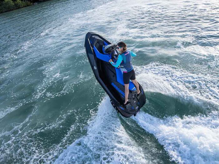 2023 Sea-Doo SPARK TRIXX 3up - Image 3