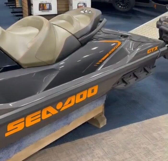 2023 Sea-Doo GTX 300 - Image 4