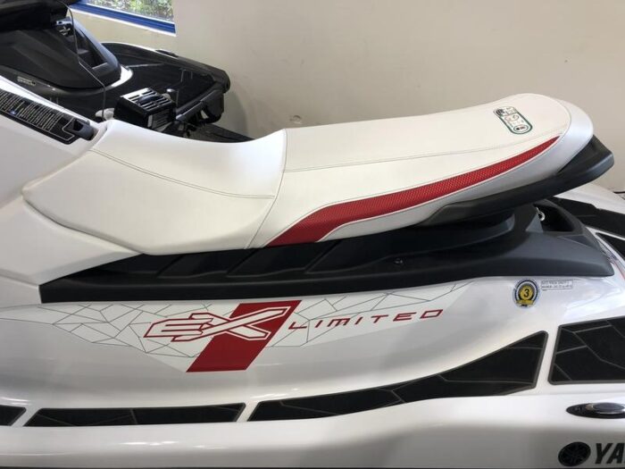 yamaha jet boat
