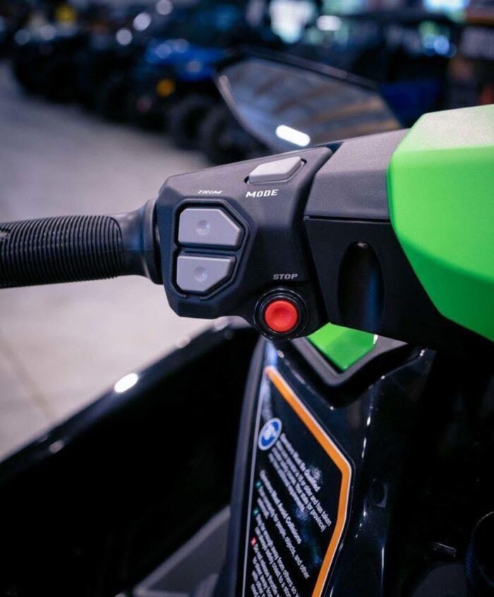 2023 Kawasaki ULTRA 310LX-S - Image 5
