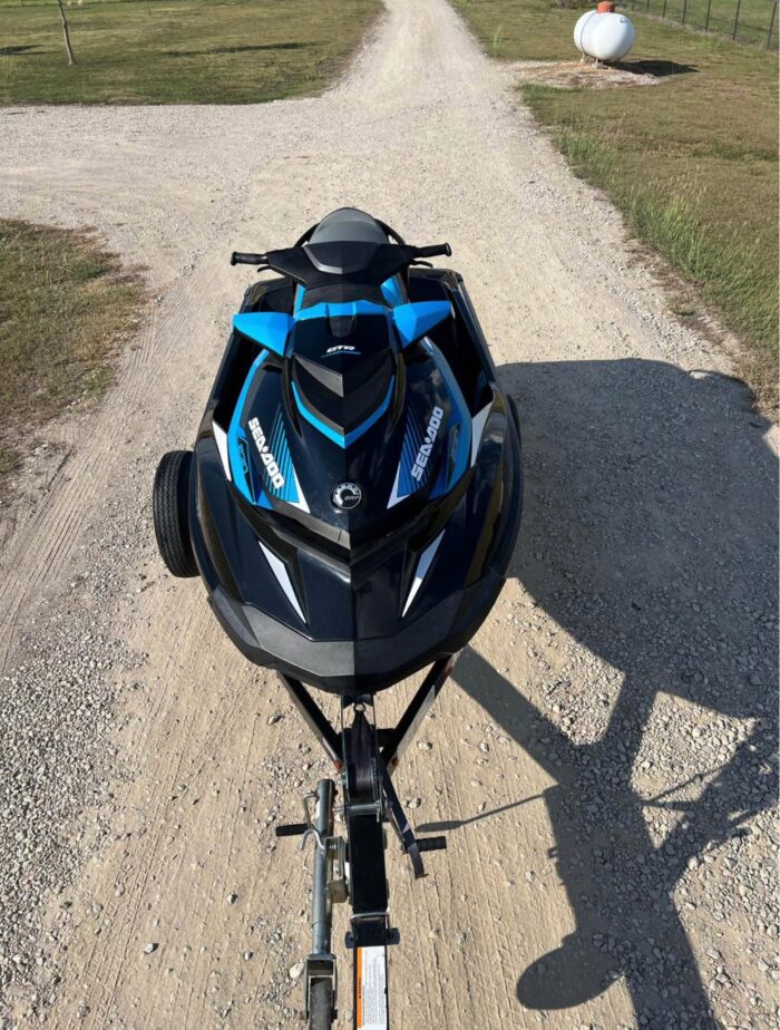 2018 Sea-Doo GTR 230 - Image 3