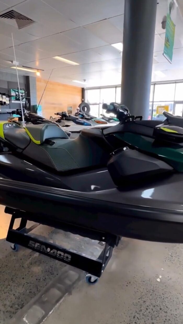 2023 Sea-Doo RXP-X APEX 300 - Image 6