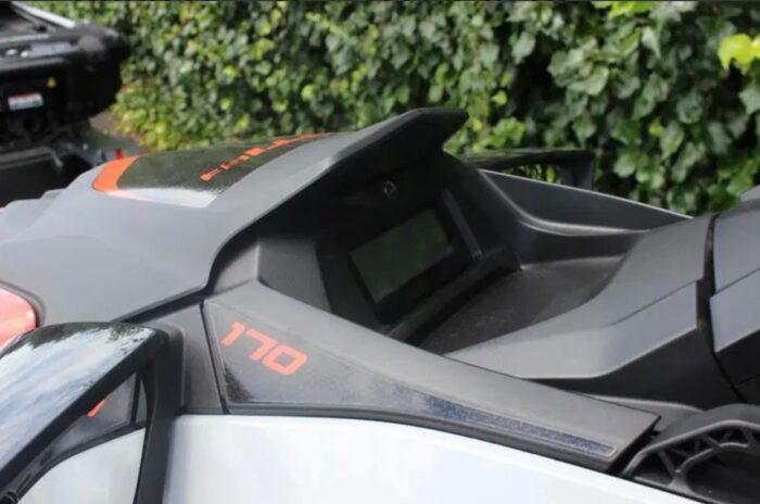 2023 Sea-Doo GTI SE 170 - Image 5