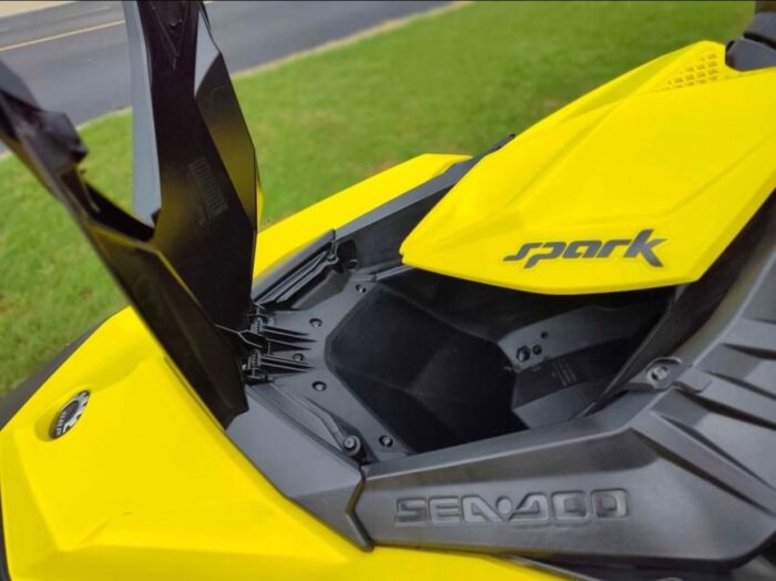 2014 Seadoo Spark - Image 8