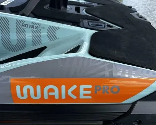 2022 sea-doo wake pro 230