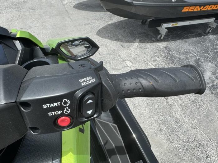 2024 Yamaha WaveRunners FX Cruiser SVHO® with Audio System - Image 11