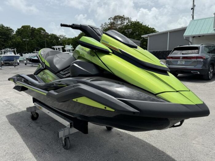 2024 Yamaha WaveRunners FX Cruiser SVHO® with Audio System - Image 4